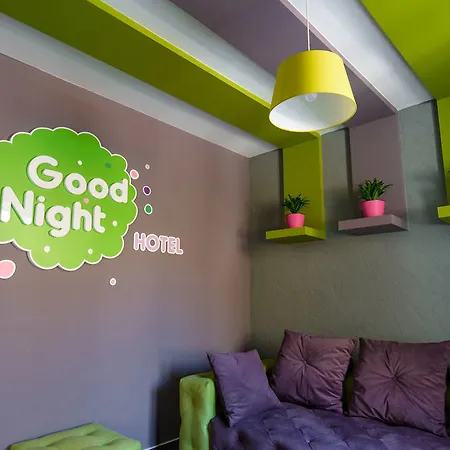 Szálloda Good Night 3*